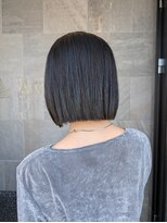 メゾン アヴァロ(Maison Avallo)&nbsp;落ち着きのあるアッシュグレイ