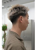 イル 天神大名店(ill)&nbsp;メンズショート/ブリーチカラー/フェード