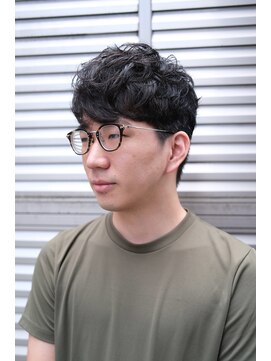 イーズ(e's) 大人の抜け感ウェーブショート《諸星》