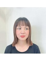 リリー LILY ヘアー メイク HAIR アンド & MAKE&nbsp;ミルクティーベージュ×オン眉ぱつっとミディアム地毛ハイライト