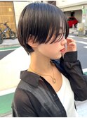 艶感黒髪 ナチュラルストレート x ショート(20代向け)