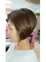 ヘアーサロンかわて&nbsp;前下がりのショートボブ