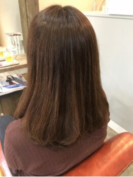 ルーア カインドサロン(Ruua kind salon)の写真/シャキンとし過ぎないナチュラルなストレート◇翌日以降のスタイリングも簡単で時短も同時に叶う♪