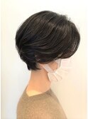 くせ毛を活かしたショートボブ×長め前髪