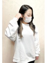 レアナ バイ ニーナ(Leana by NINA)&nbsp;プルエクスでインナー風に