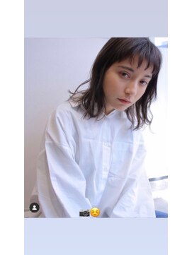 イニット 奈良新大宮(init.) 20代 30代 40代 モテ髪 ぶつ切りボブ ショコラアッシュ 横顔美人