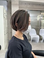 イキ 表参道(iki omotesando)&nbsp;モード/無造作ウェーブ/大人ガーリー[表参道駅]