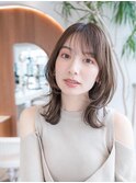 ミディアムレイヤー/大人可愛い/髪質改善/シースルーバング