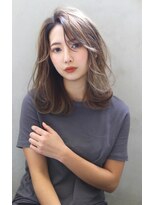 ロゼ 鳳(ROSE)&nbsp;【ROSE】レイヤーカット＿ハイライト＿白髪ぼかし＿ブリーチ