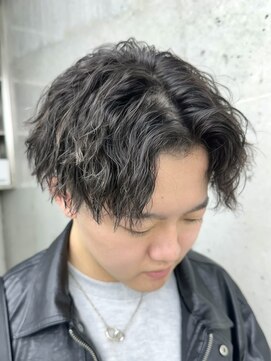 ビューブルー 亀戸錦糸町(VIEW BLUE) 縦落ちツイストスパイラル/波巻きパーマ/マッシュショート