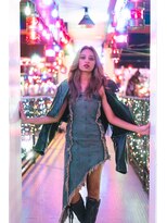 サニー 渋谷(SUNNY)&nbsp;アプリコットオレンジ、ホワイトブロンド、ロングレイヤー