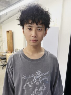 キジ(kiji) メンズショートピンパーマ緩めシャドウパーマ久屋大通/栄