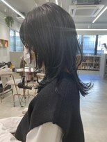 ナル(nalu.) ウルフカット/ブルーブラック/ブリーチ無しカラー/二子玉川