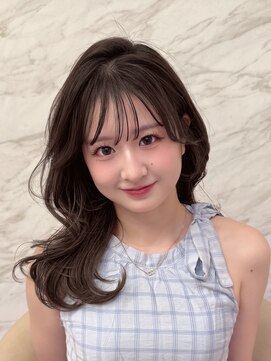 ロンド フィーユ(Lond fille) オリーブグレー/韓国風巻き/レイヤーカット/マロンベージュ◇