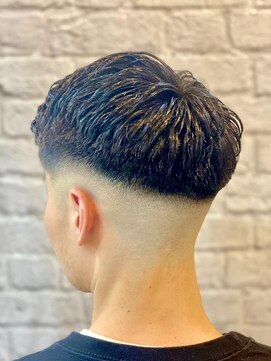 銀座マツナガ 新宿野村ビル店 フェードスタイル