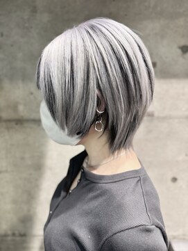 グランアージュ 池袋東口店(grandage) ショートウルフ/ホワイトグレージュ×ブラックローライト