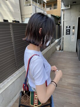 サク(Sac.) 透明感べージュカラー×外ハネボブ　Sac.栃木優佑