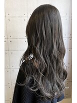 リア(Li'a by neolive)&nbsp;ダークグレージュ