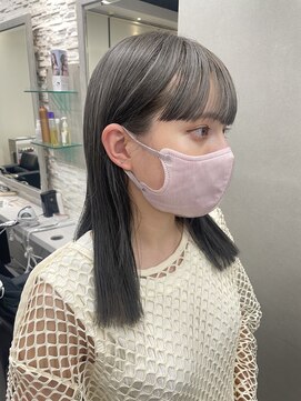 デイジー(Daisy) 天神 大名 カーキグレー ハイトーン