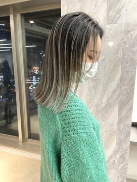 エイト 神戸三宮店(EIGHT) 【外国人風】バレイヤージュスタイル♪