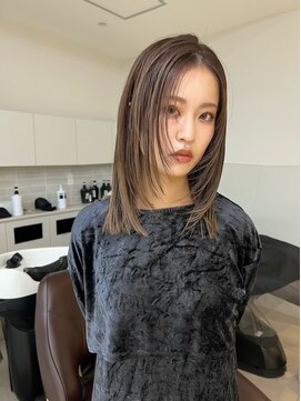 アフロートリノ(AFLOAT Leino) 小顔ヘルシーレイヤースタイル透明感カラー【修】20代30代40代