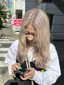 ウェルブ(Welb.) ホワイトベージュ