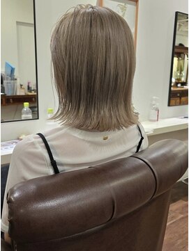 インビテーション(invitation) ミルクティグレージュ