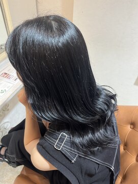 ヘアースペースブルーム リアン 岡町店(HAIR SPACE BLOOM Lien) 【岡町/ブルーブラック】