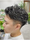 ビジネスリバースパーマ スパイラルパーマ/刈り上げ 纐纈