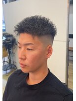 ヤマグチ トゥシェル ヘアー&メイク ヘアーアンドメイク&nbsp;ツイスト風アイロンパーマ