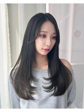 リッカ(LICCA) 【LICCA 伊崎優李】韓国ヘア/小顔レイヤー/前髪/ワンカール