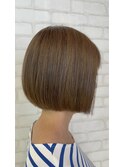 20代30代顎下ストレートボブミルクティベージュ