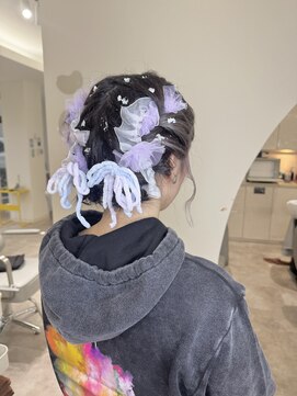 ハイネ(hyne) ふわふわりぼんヘアセット