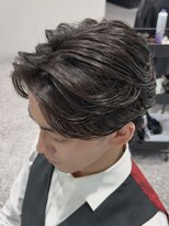 サヴォア(Savoir)&nbsp;大人フェザーパーマ×ナチュラルセンターパート