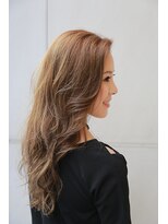 ギンザカミノア 東口店 高崎(GINZA CAMINOIA)&nbsp;細かいハイライトが立体感を演出！グレージュカラー