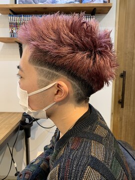 エルオム(EL.HOMME) 【MITSU】フェードカット×モーブピンク×バーバーヘア