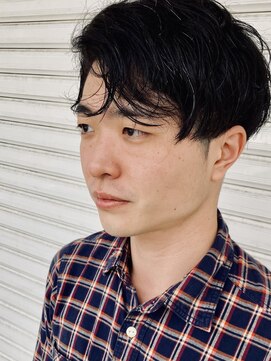 フラワーズアンドレコーズ(Flowers&Records) サイドパートのおろ流しツーブロック