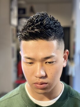 バーバー スタジオ ラフテル(Barber Studio RAFTEL) フェードスタイル