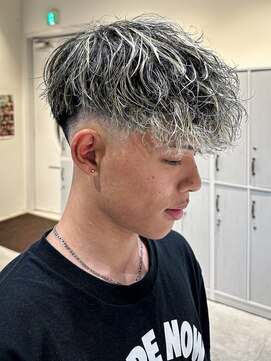 ルースト 渋谷店(ROOST) ホワイトハイライト