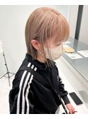 ベージュカラー