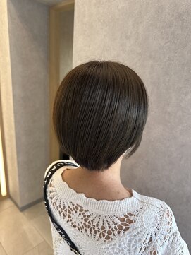 エマ 日吉(emma) 【emma須甲】艶感オリーブグレージュ