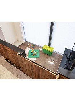 【キッズスペースあり◎】居心地よく通い続けたくなるサロン♪お子様連れの方は是非。ベビーカーOK・授乳OK