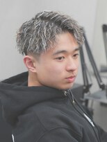 スラッシュ(SLASH)&nbsp;ツイストパーマ/短髪/ホワイトメッシュ/スキンフェード/姫路