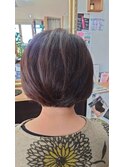 ショートボブ