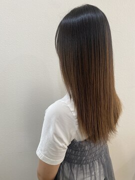 シャンティ(Shanti) 縮毛矯正専門店による縮毛矯正&髪質改善トリートメント