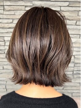 ハイバレーヘアーメゾン(HIGH VALLEY HAIRMAISON)の写真/【東京トレンドをキャッチ☆】こだわりの小顔カットで360°どこからみても美しいシルエットに◎