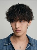 渋谷大人男子緩めツイストスパイラルパーマメンズマッシュ30代