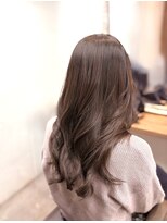 ファム 札幌大通(fam)&nbsp;★秋の透明感カラーロングレイヤー髪質改善◎小顔ワンホンヘア