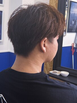 ジュリー(Julie) オーダー:分け目変えて切れるところすっきり目に