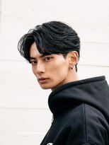 フィフス 原宿(fifth)&nbsp;原宿緩めフェザーショートニュアンスメンズカットセンターパート